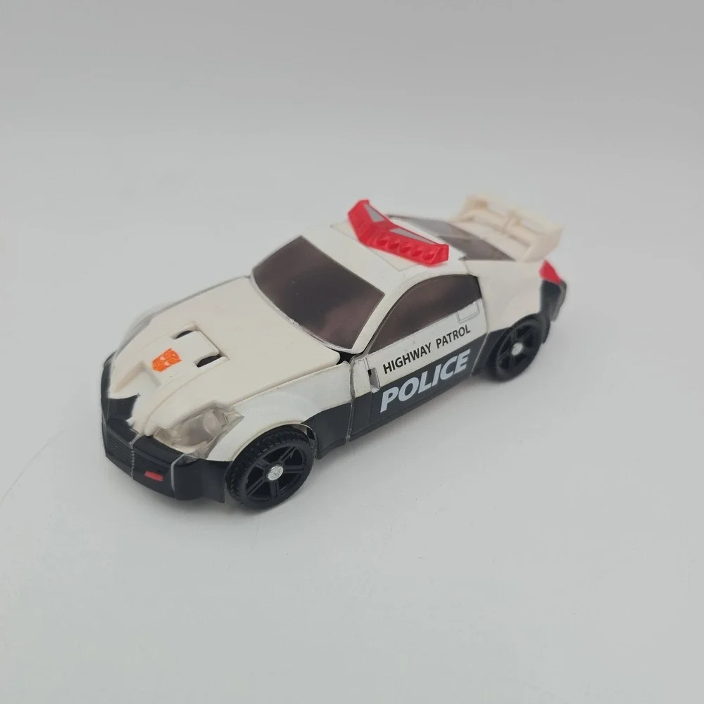 Transformers Classics Prowl preowned Datsun Nissan Z car